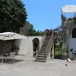 La Corte Di Aci Acireale
