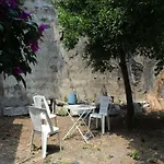 Apartment La Corte Di Aci