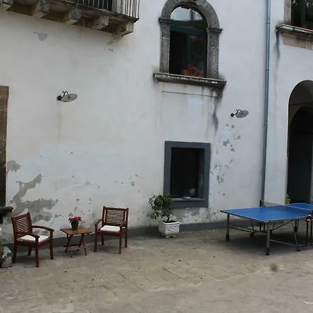 La Corte Di Aci * 阿奇雷亚莱