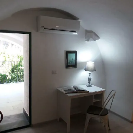 La Corte Di Aci Acireale