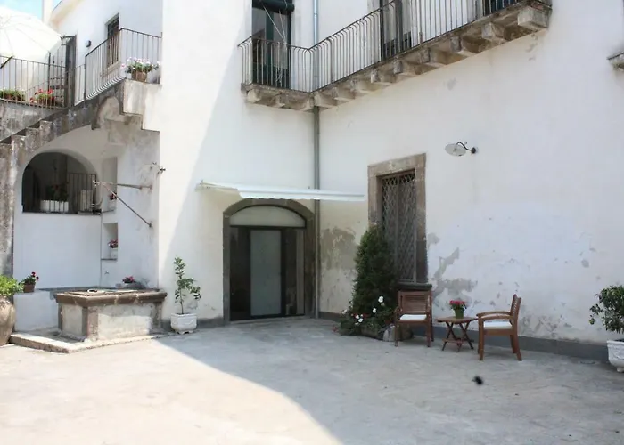 La Corte Di Aci * Acireale