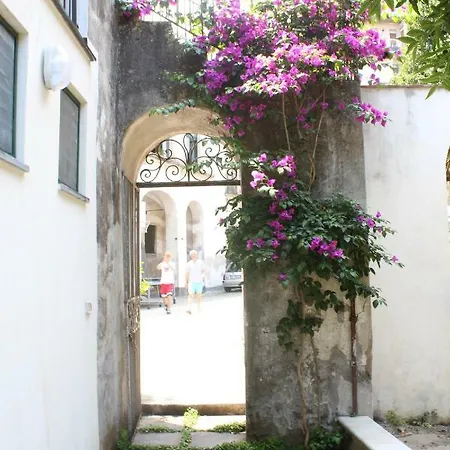 La Corte Di Aci * Acireale