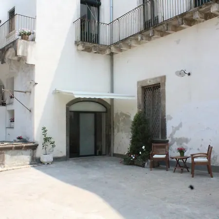 La Corte Di Aci * Acireale