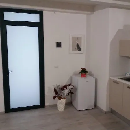 La Corte Di Aci Apartment *