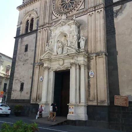 La Corte Di Aci