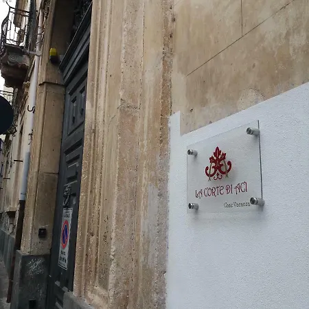 La Corte Di Aci Apartment Acireale