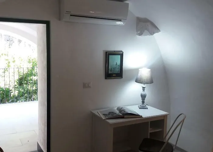 La Corte Di Aci Acireale