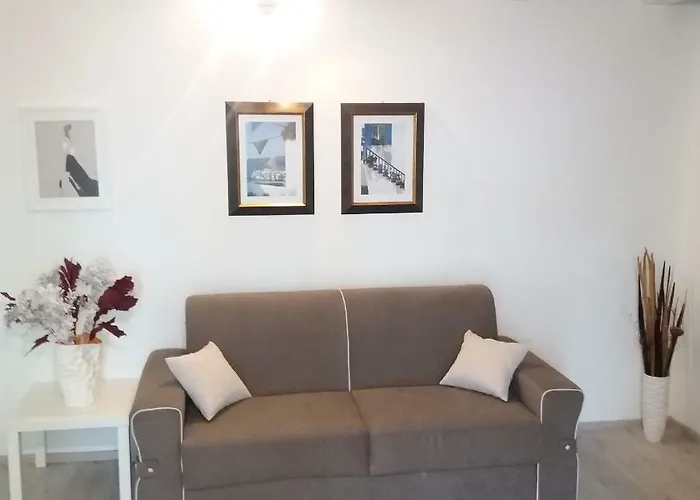 La Corte Di Aci