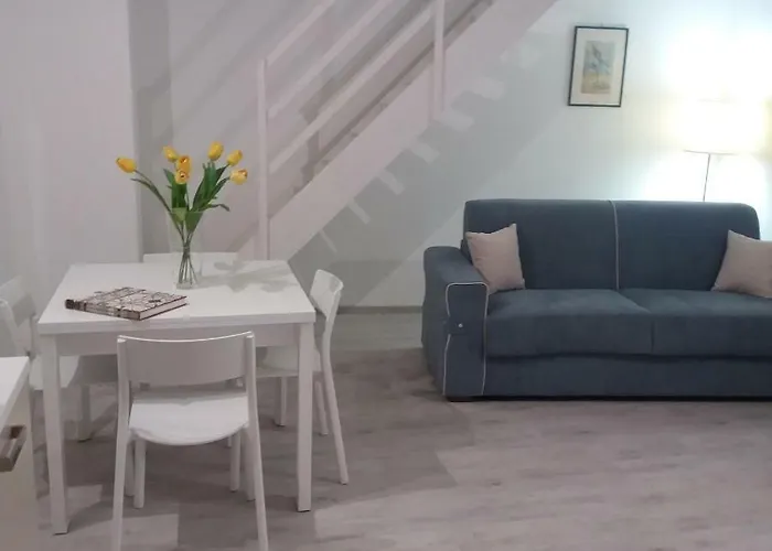 La Corte Di Aci Apartment *