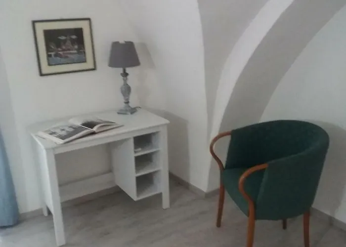 La Corte Di Aci * Acireale